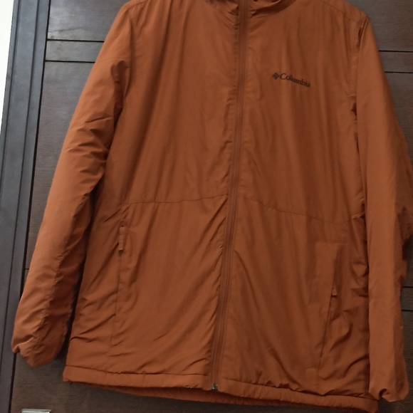 Columbia - Picture 3 of 8